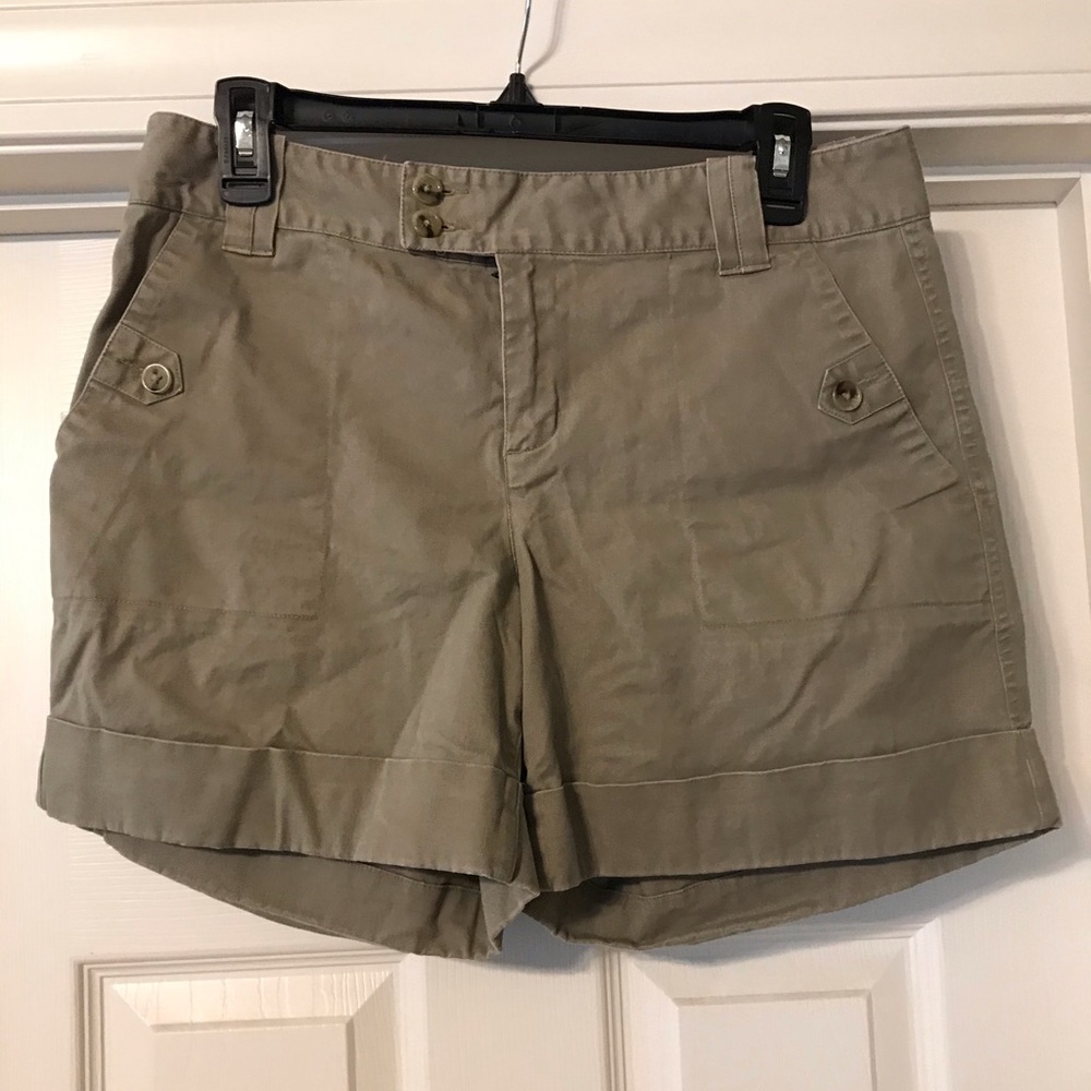 Banana republic sz 10 stretch shorts khaki